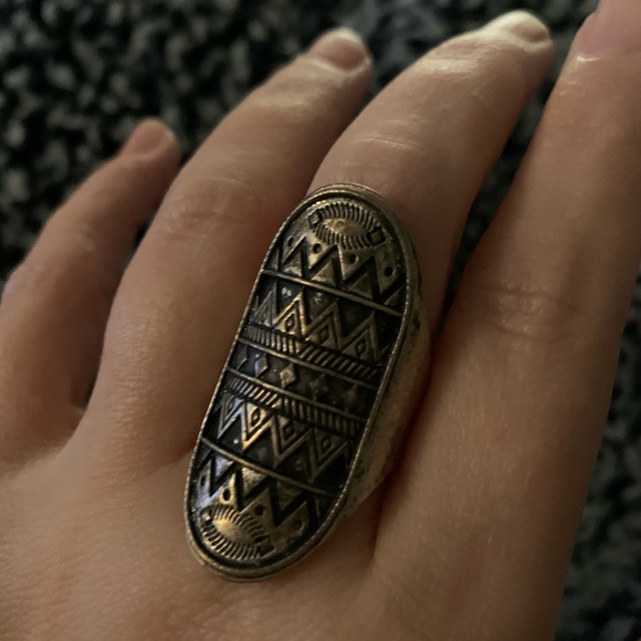 Aztec Pattern Ring - Picture 2 of 5